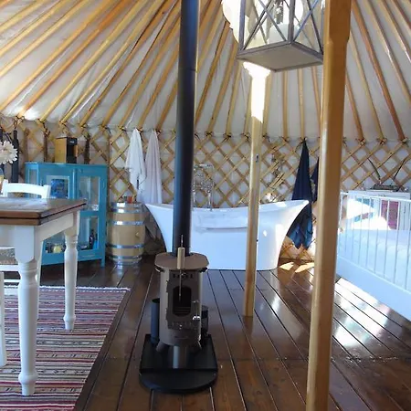 Glamping Abruzzo - The Yurt Catignano