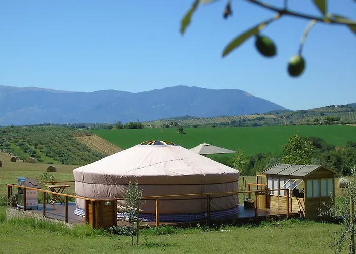 Luxuszelt Glamping Abruzzo - The Yurt *